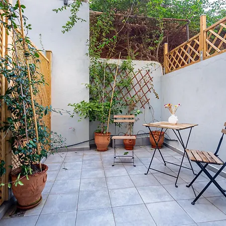 Phaedrus Living: The Nine Muses Polymnia Apartment Athens Exterior photo
