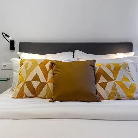 Phaedrus Living: The Nine Muses Polymnia Apartment Athens Exterior photo